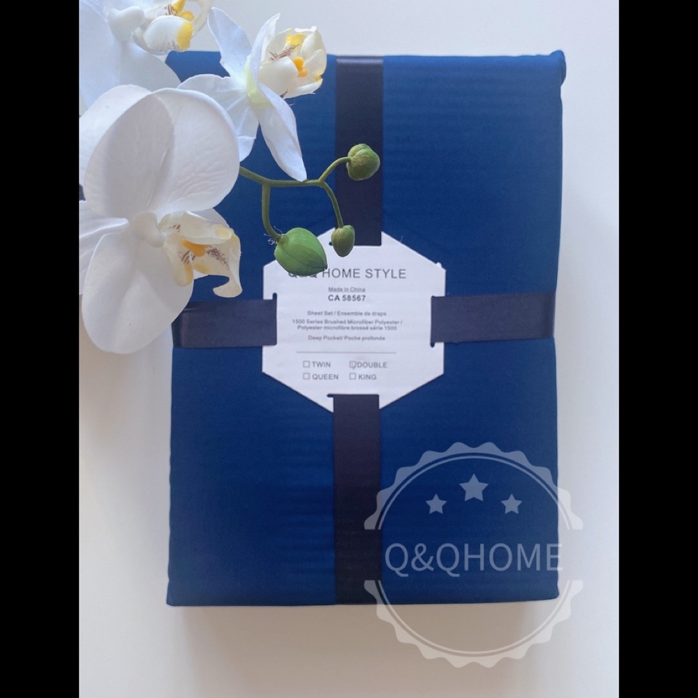 4pc Super Soft Sheet Set in Navy Blue